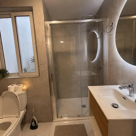 Bright & Spacious 4br 斯利马