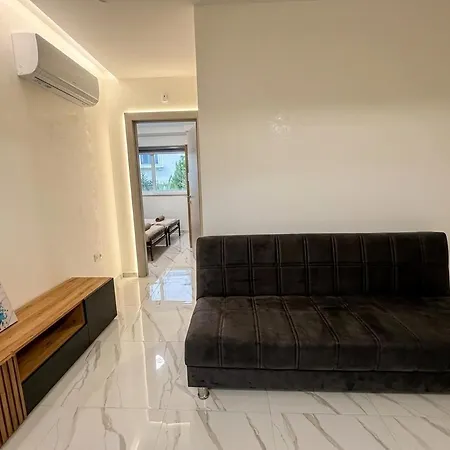 Bright & Spacious 4br 公寓