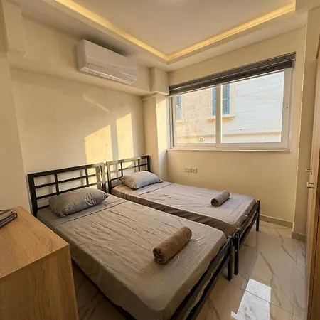 公寓 Bright & Spacious 4br *